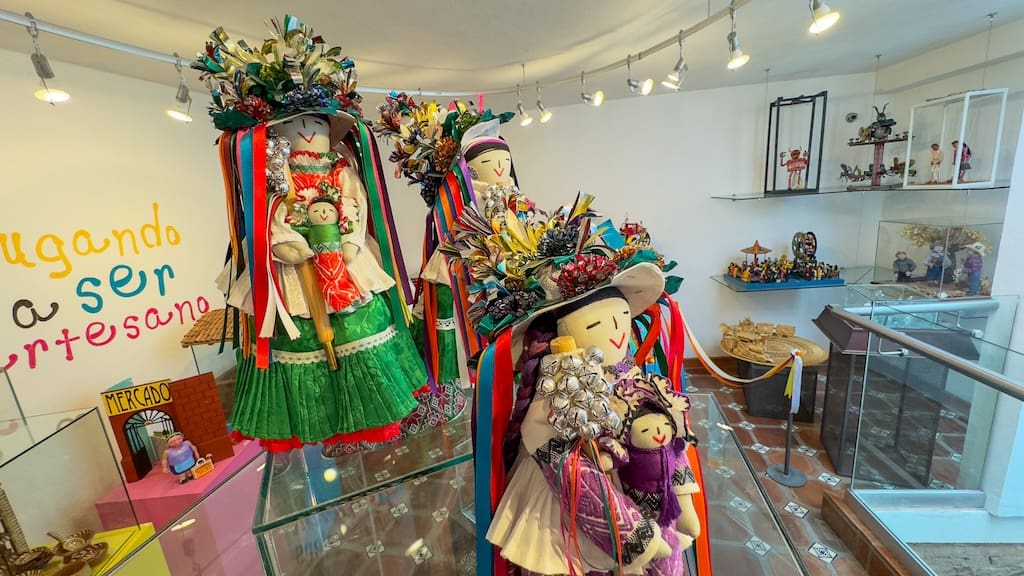 A museum of toys made by Mexican artists.