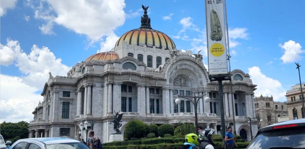 a beautiful art museum in CDMX