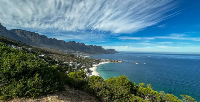 Oceans, mountains, and sky near Cape Town