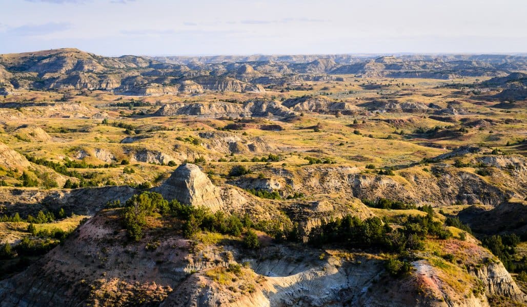 rocky grassland area of theodore roosevelt national park